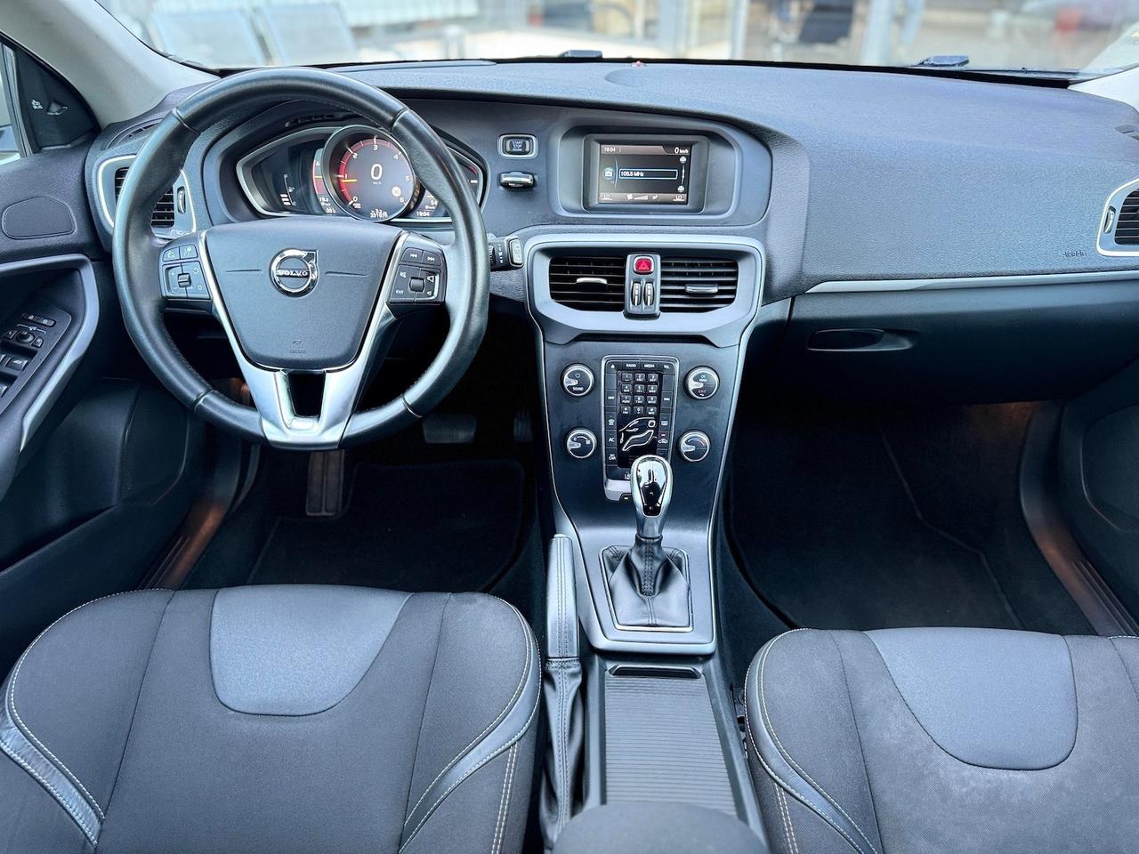 Volvo V40 2.0 Diesel D2 Geartronic E6 - 2018