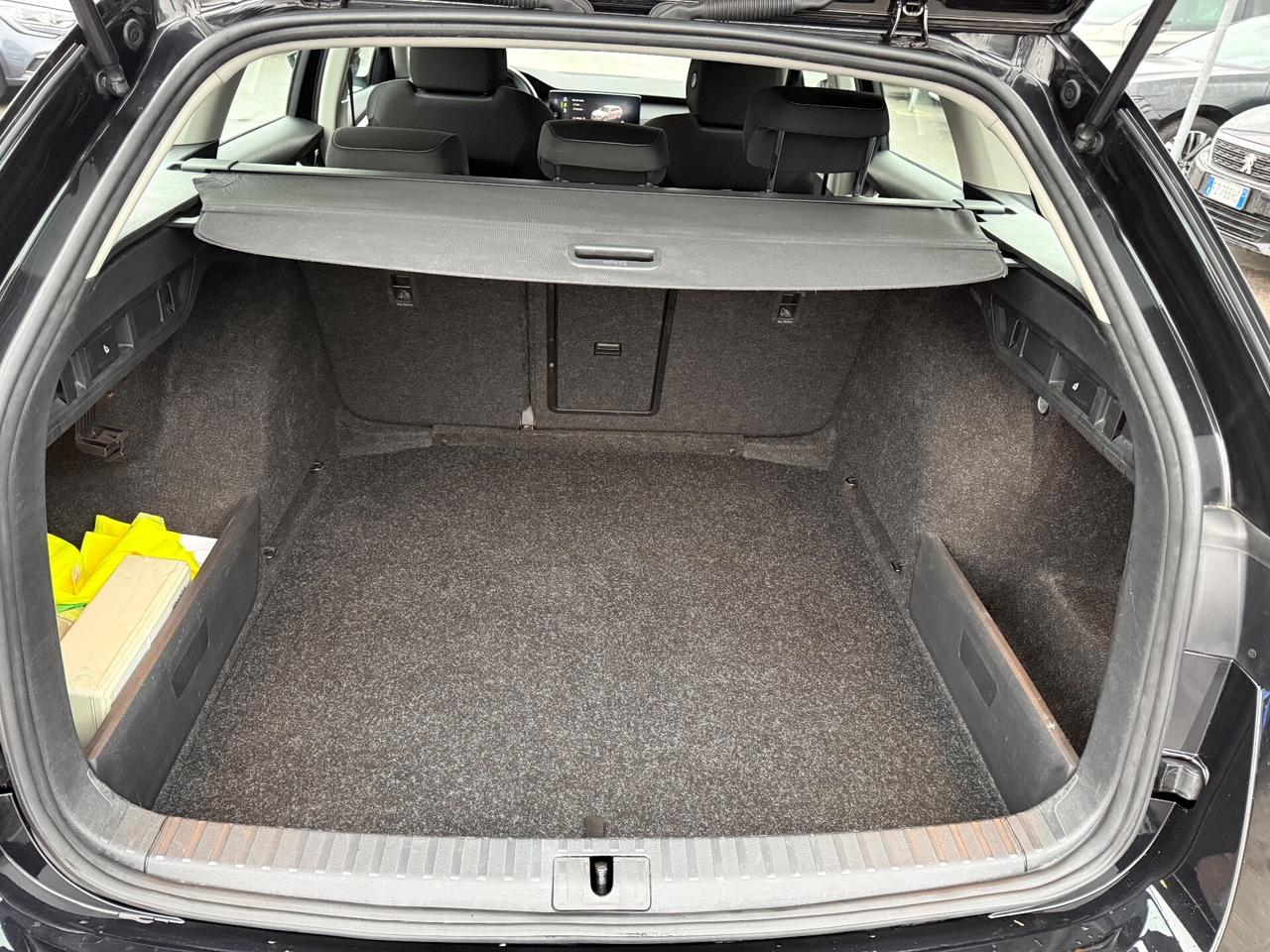 Skoda Octavia 2.0 TDI EVO SCR Wagon Executive