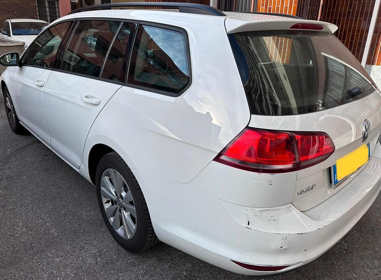 Volkswagen Golf Variant 1.6 TDI 105 CV Highline BlueMotion Technology
