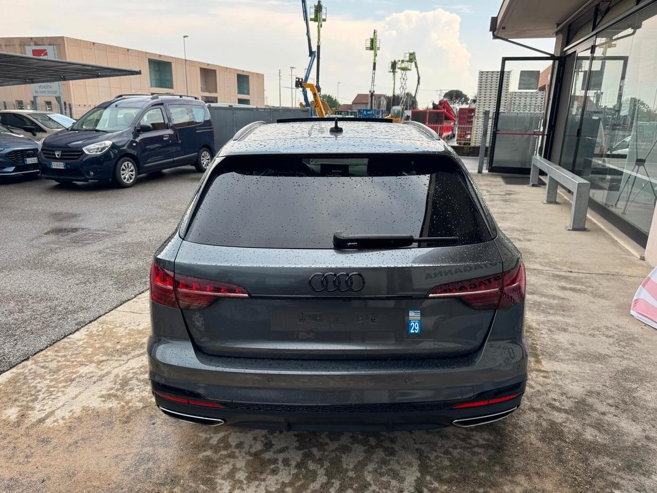 Audi A4 Avant 35 TDI/163 CV S tronic line edition