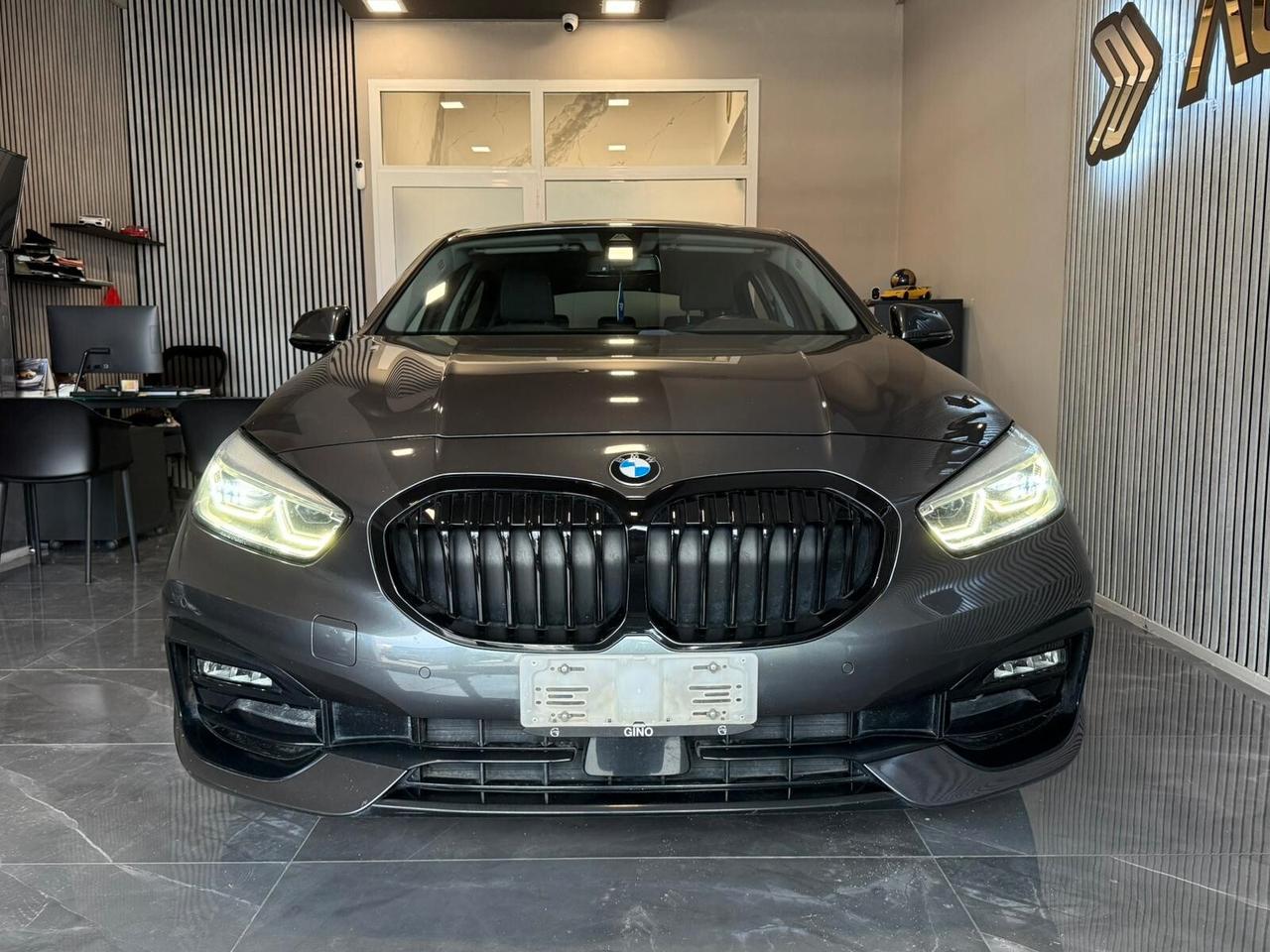 Bmw 116 116d 5p. Business