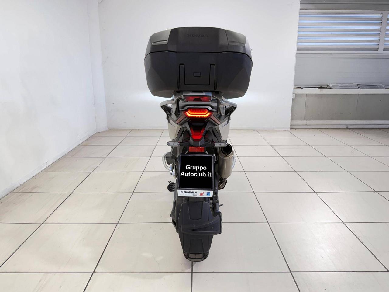 Honda X-ADV 750 DCT Adventure