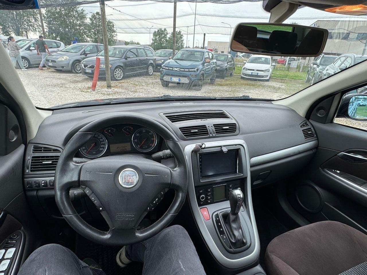 Fiat Croma 1.9 Multijet 2010 cambio automatico