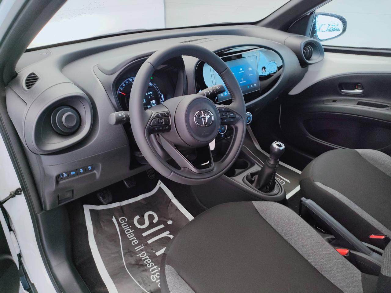 TOYOTA Aygo X - Aygo X 1.0 Active 72cv