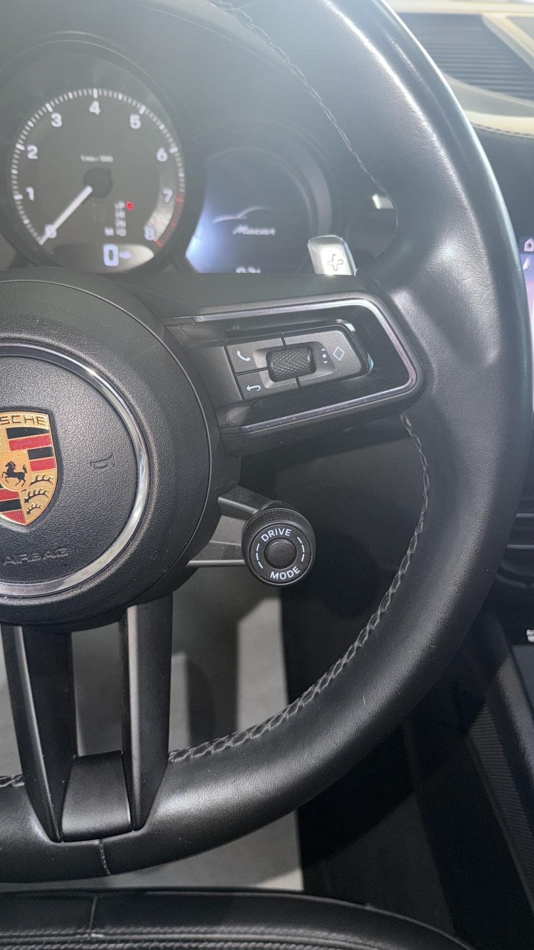 Porsche Macan 2.0 T 265CV KM 55.000