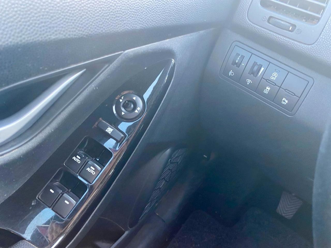 Hyundai iX20 1.4 CRDI 90 CV APP MODE