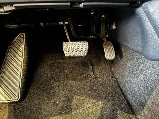 TOYOTA C-HR 2.0 PHEV Lounge Premiere