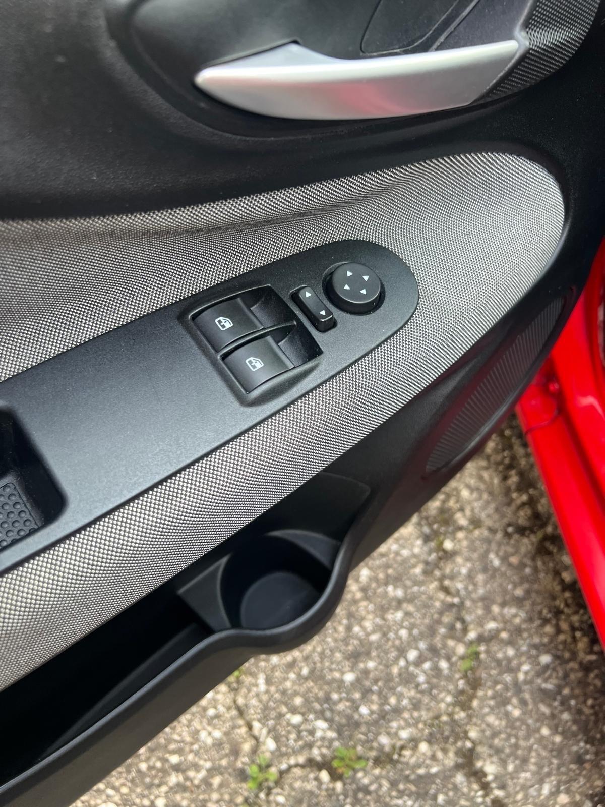 Fiat Punto Evo 1.4 5 porte Dynamic X Neopatentati