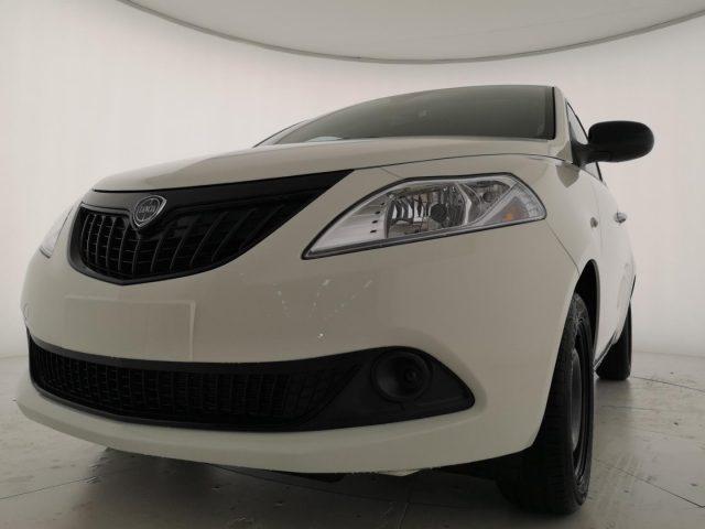 LANCIA Ypsilon 1.0 FireFly 5 porte S&S Hybrid Silver