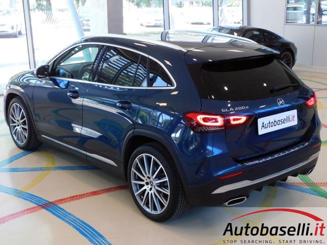 MERCEDES-BENZ GLA 200 D AUTOMATIC PREMIUM TECH-PACK AUTOMATICA 8G-DTC