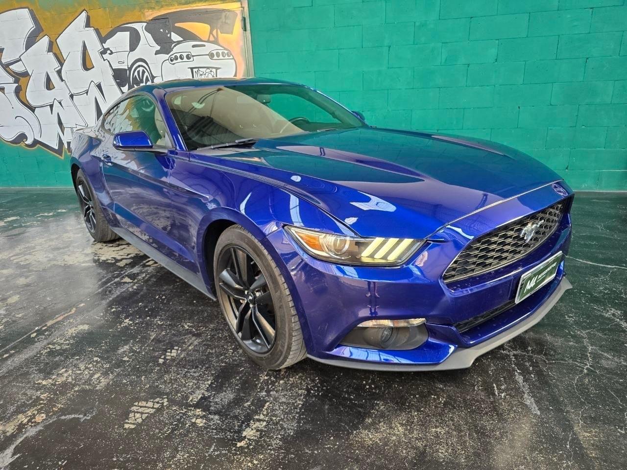 Ford Mustang 2.3 EcoBoost Manuale Performance Package