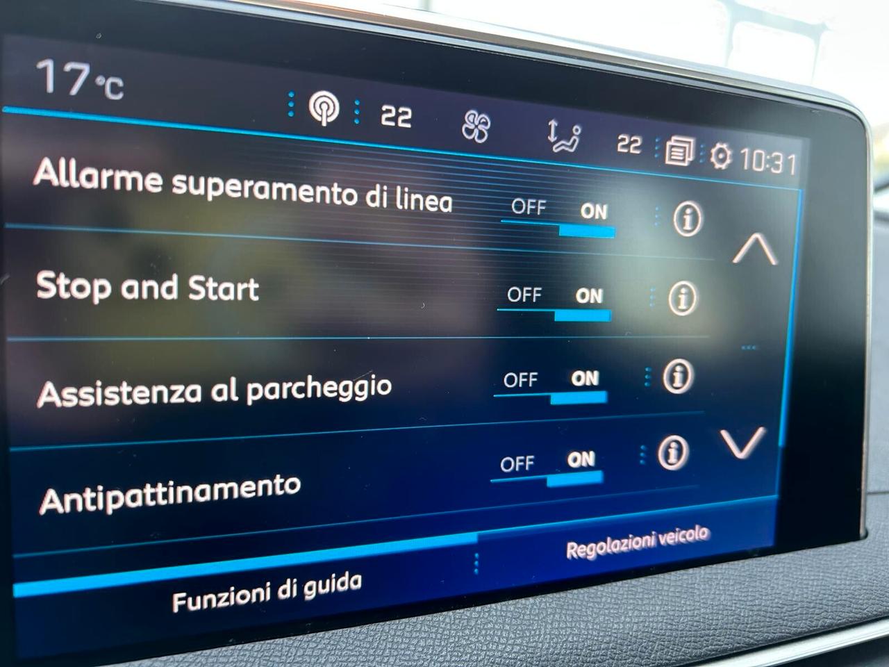 Peugeot 3008 BUSINESS BlueHDi 130 EAT8