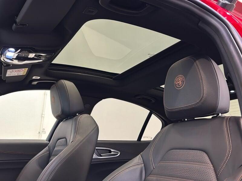 Alfa Romeo Giulia Giulia 2.0 Turbo 280CV AT8 AWD Q4 Intensa