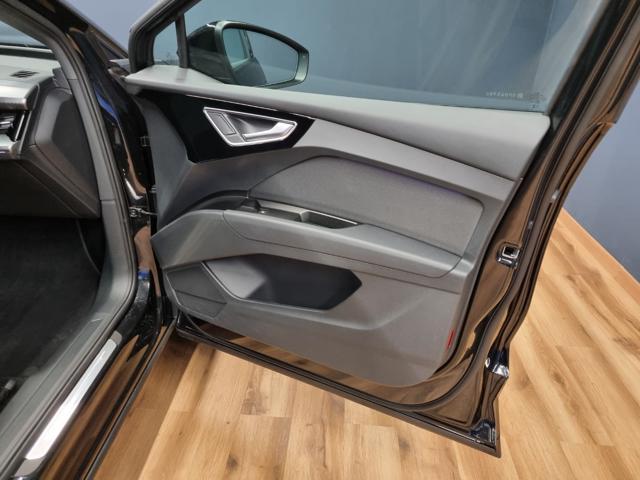 AUDI Q4 e-tron Q4 45 e-tron S Line edition