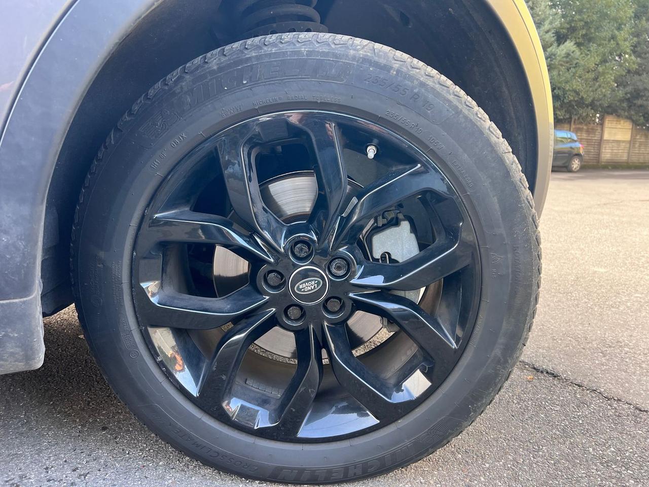 Land Rover Discovery Sport 2.0 TD4 HSE #9050