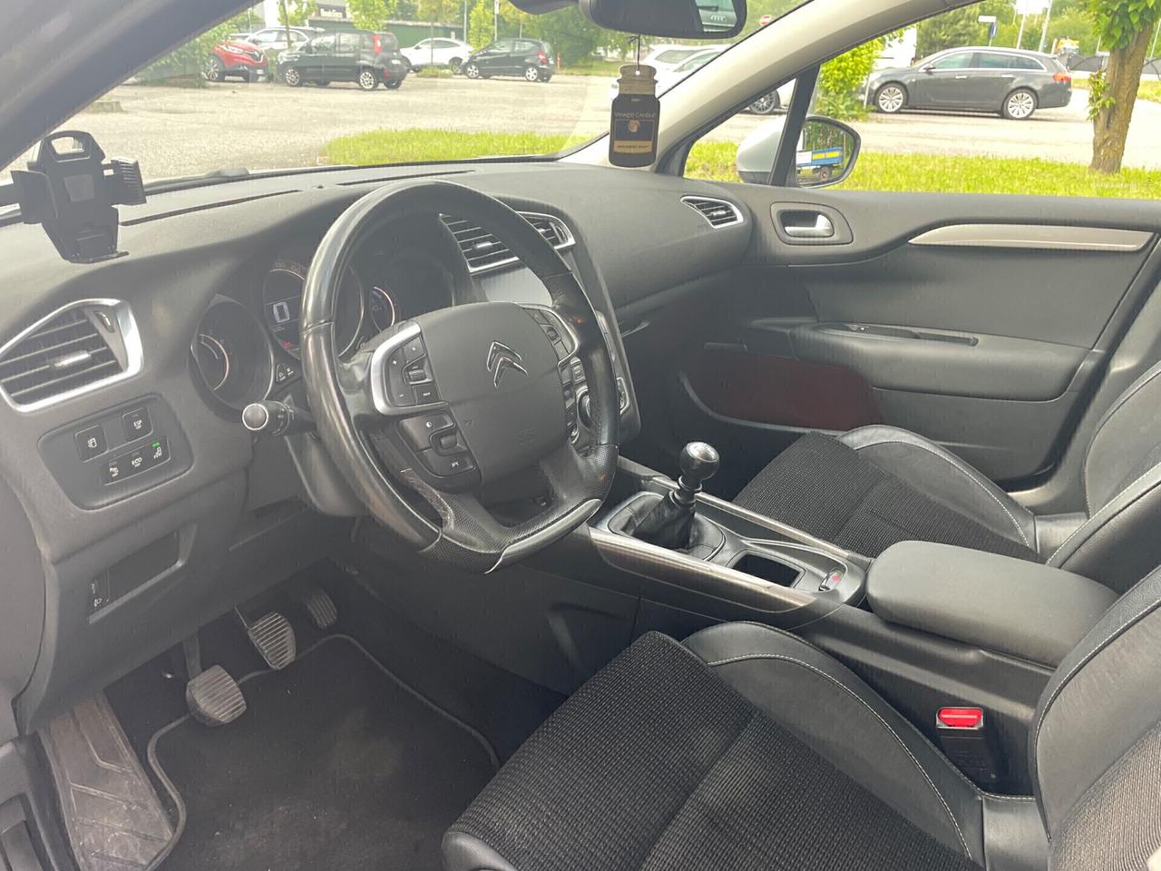 Citroen C4 1.6 e-HDi 115 airdream*Neopatentati**Navi*Sedili riscaldatati*