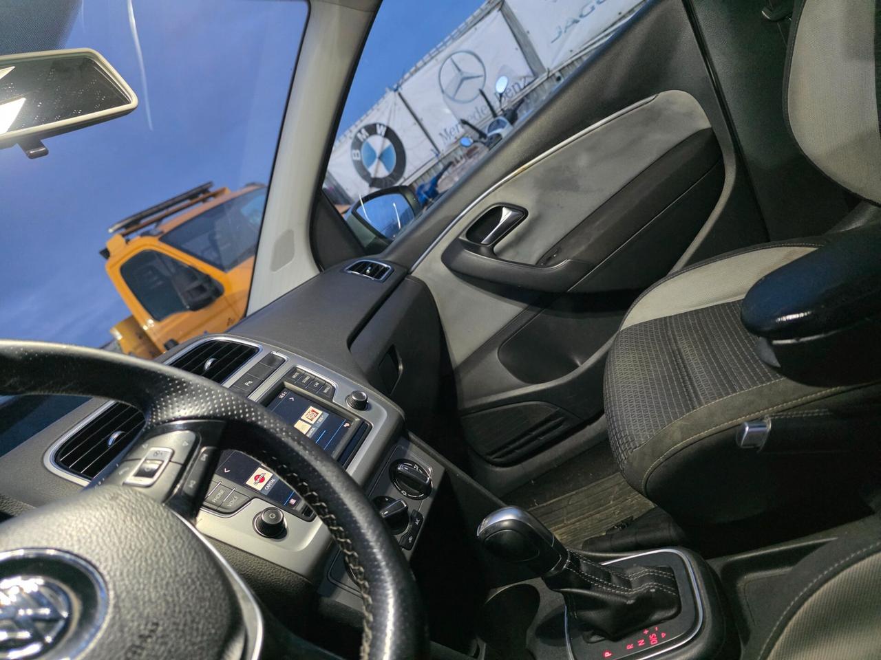 Volkswagen Polo CROSS DSG AUTOMATICA