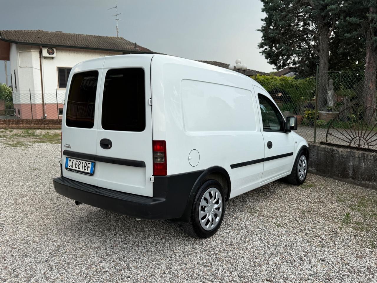 Opel Combo 1.7 CDTI 101CV 3p. Van