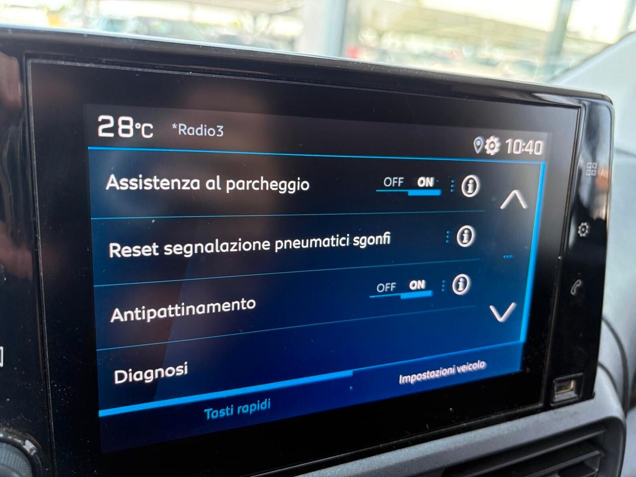 Peugeot Partner PREMIUM BlueHDi 100 L1 PC SPOTICAR