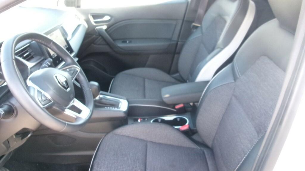 Renault Captur 1.6 Hybrid Techno E-Tech Auto