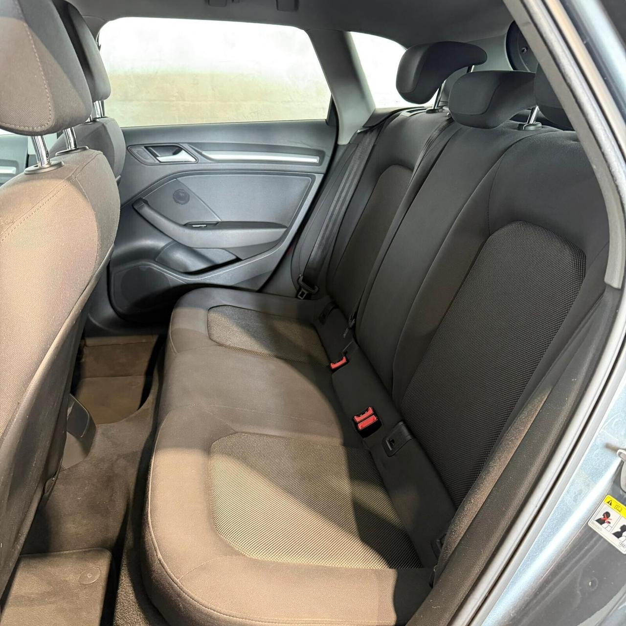 Audi A3 SPB 1.6 TDI S-TRONIC