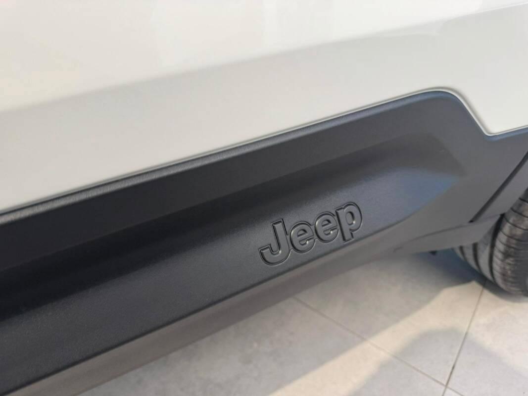 Jeep Avenger 1.2 t. e-hybr.mhev Longitude fwd 110cv edct6