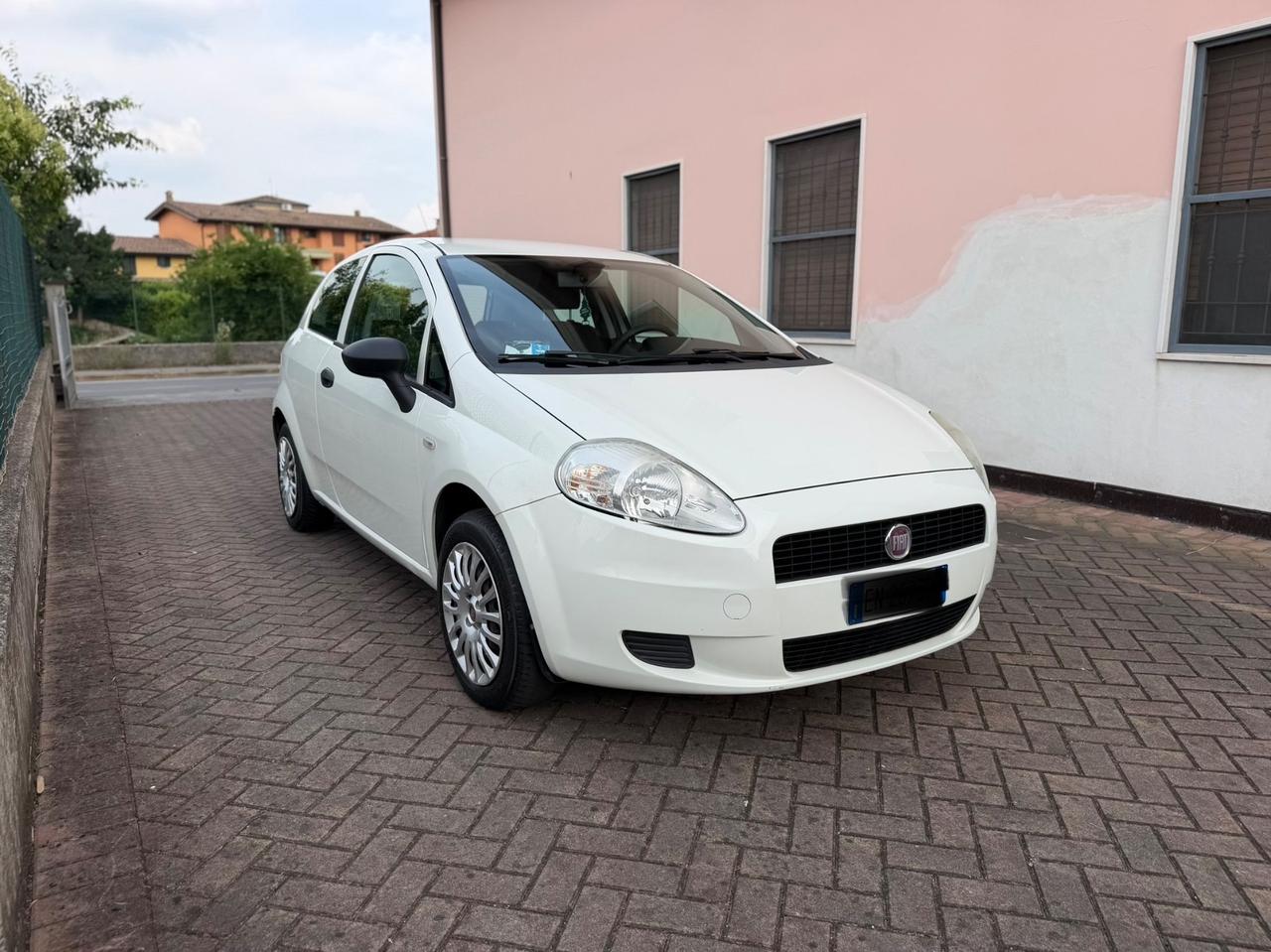 Fiat Grande Punto 1.2 3 porte S&S neopatentati
