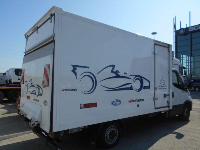 IVECO DAILY CABINATO