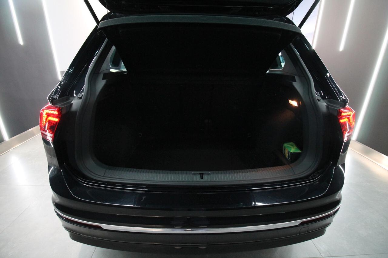 VOLKSWAGEN TIGUAN 2.0 150 CV R-LINE