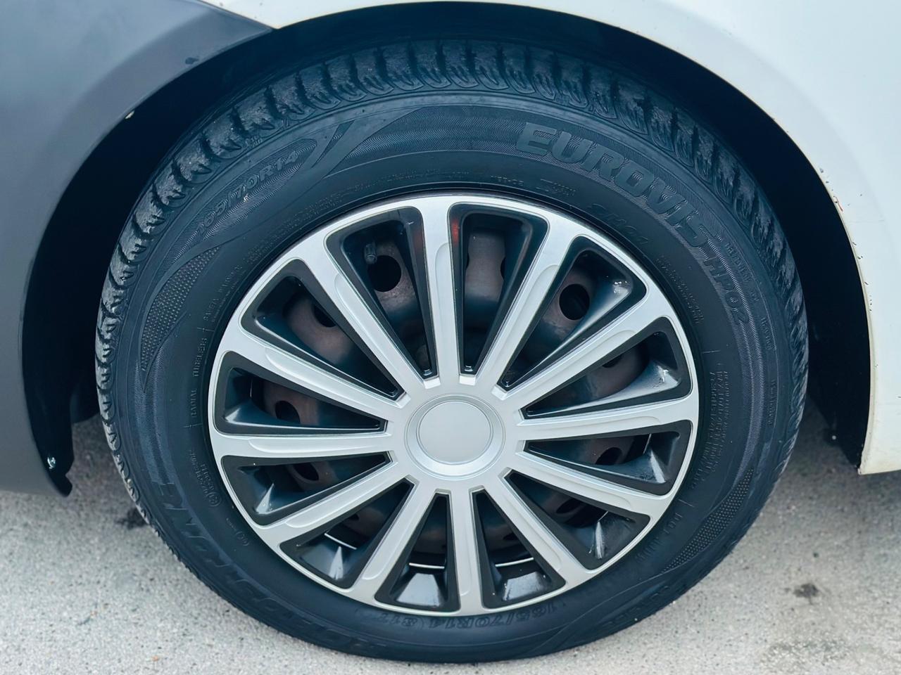 Fiat Punto 1.3 Multijet 5 porte neopatentati ok