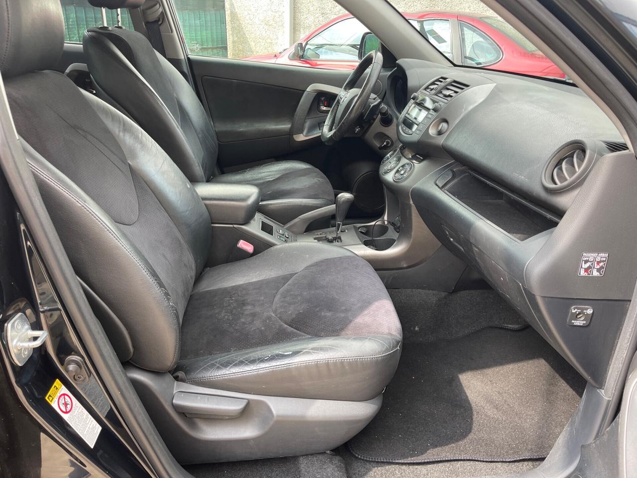 TOYOTA RAV4 CROSSOVER 2.2 D-Cat 150CV AUTOMATICO 4X4