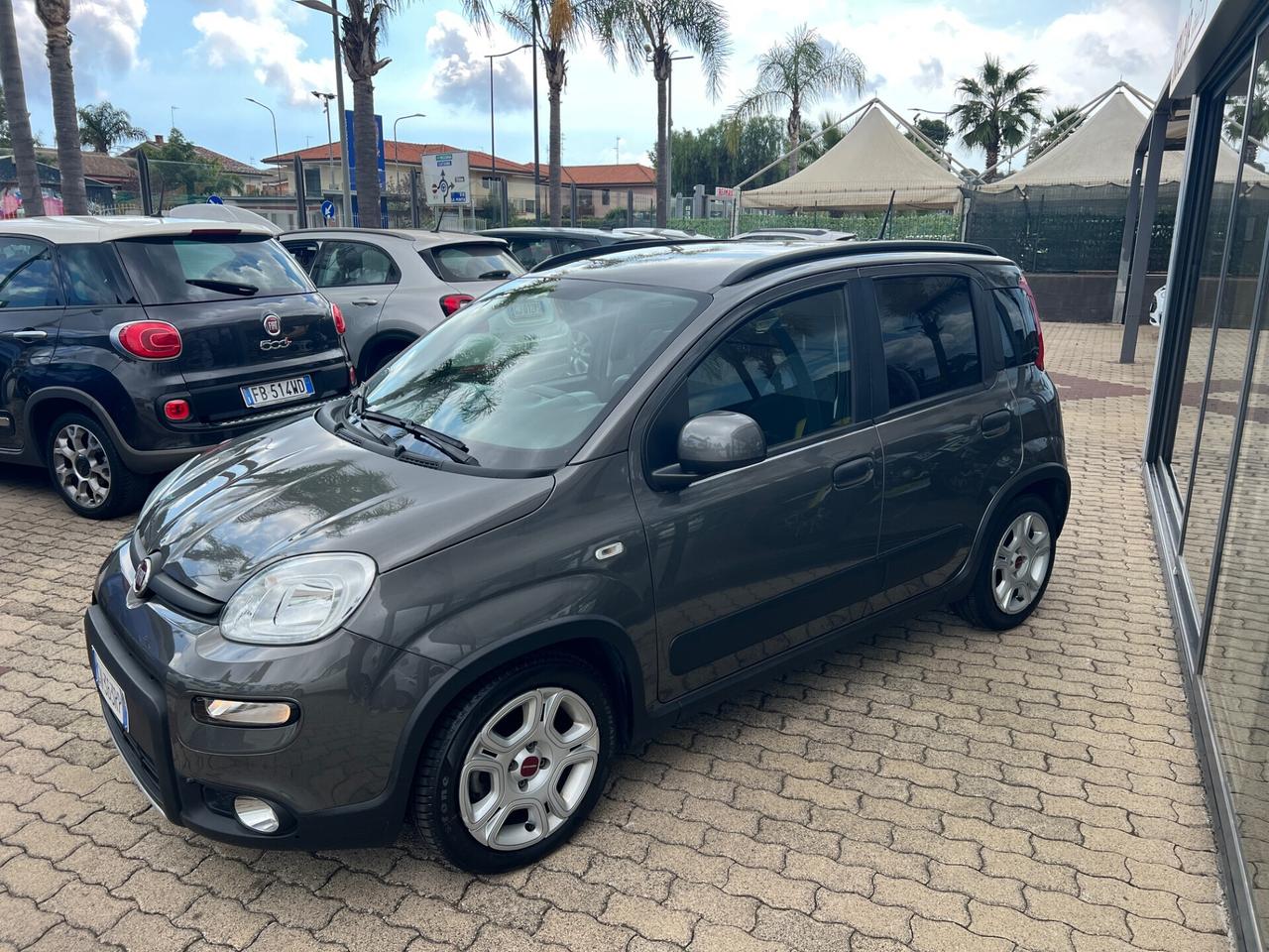 Fiat Panda 1.0 FireFly S&S Hybrid Red