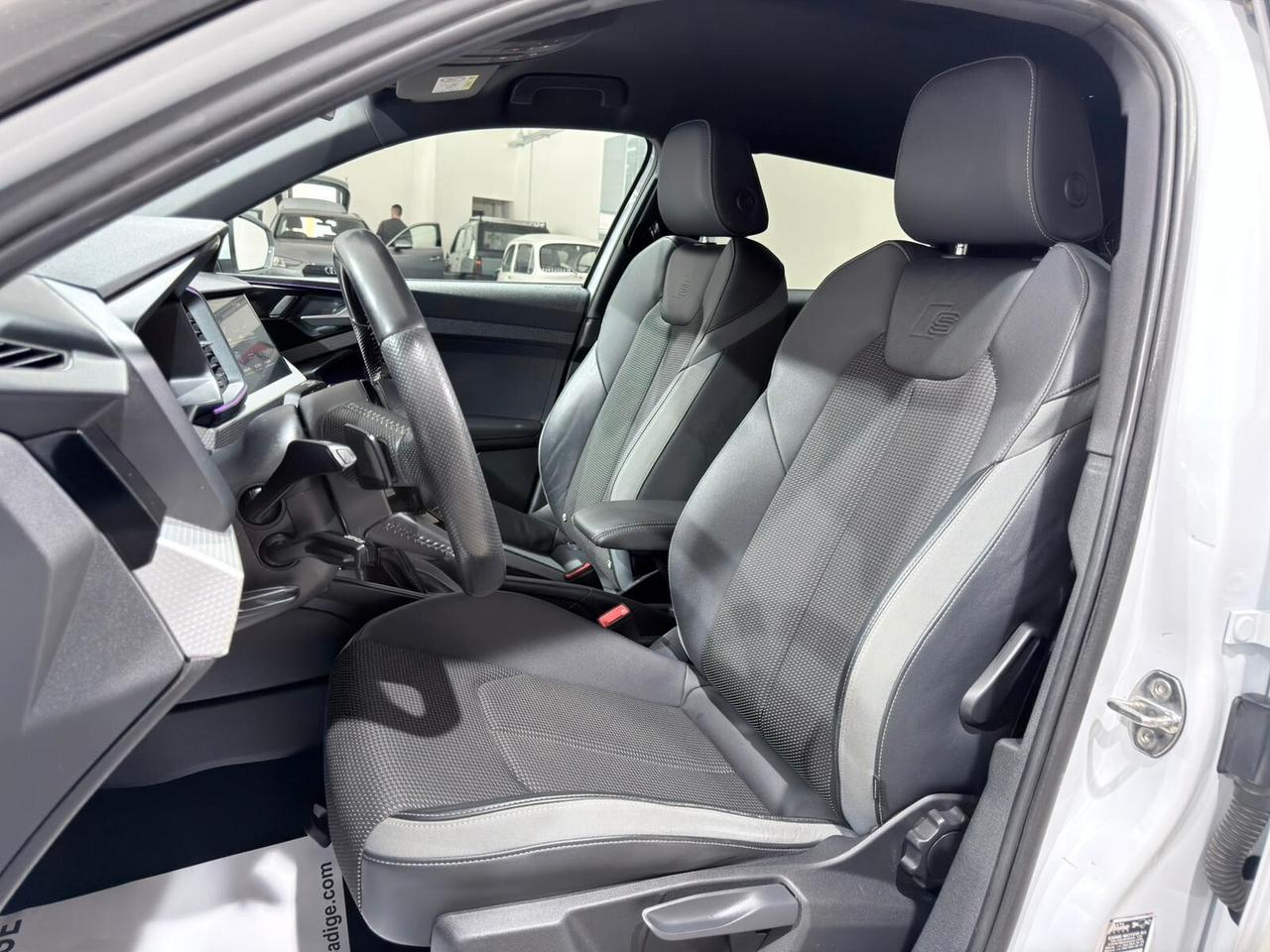 AUDI A1 SPB 40 2.0tfsi 200cv S-LINE S-TRONIC