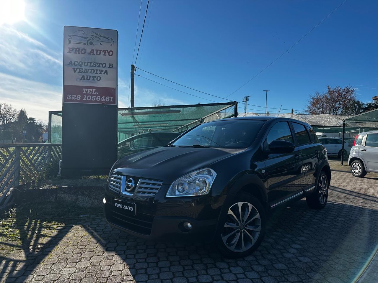 Nissan Qashqai 2.0 dCi DPF 4WD Tekna