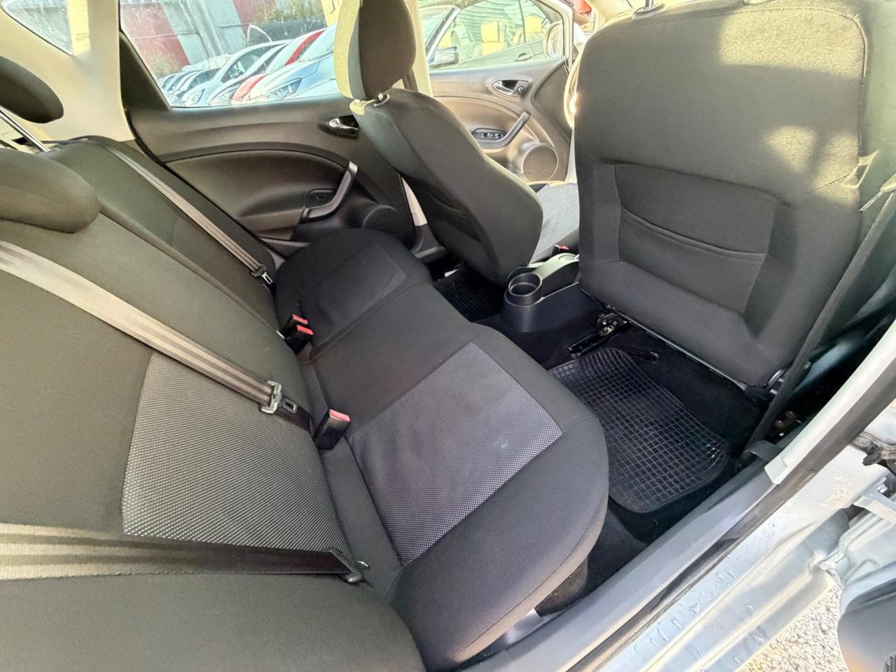 Seat Ibiza 1,6 5p sport