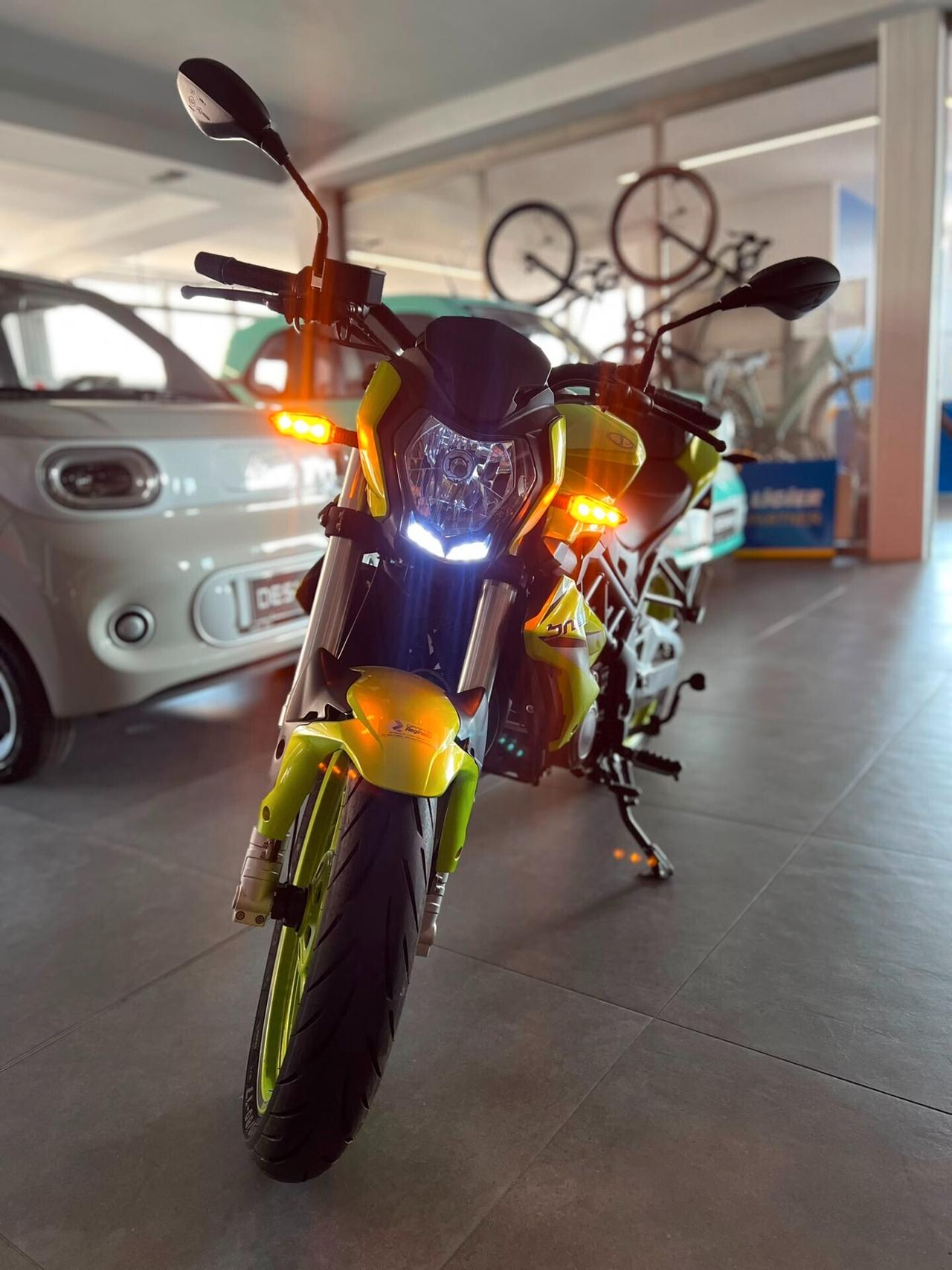 Benelli BN 125