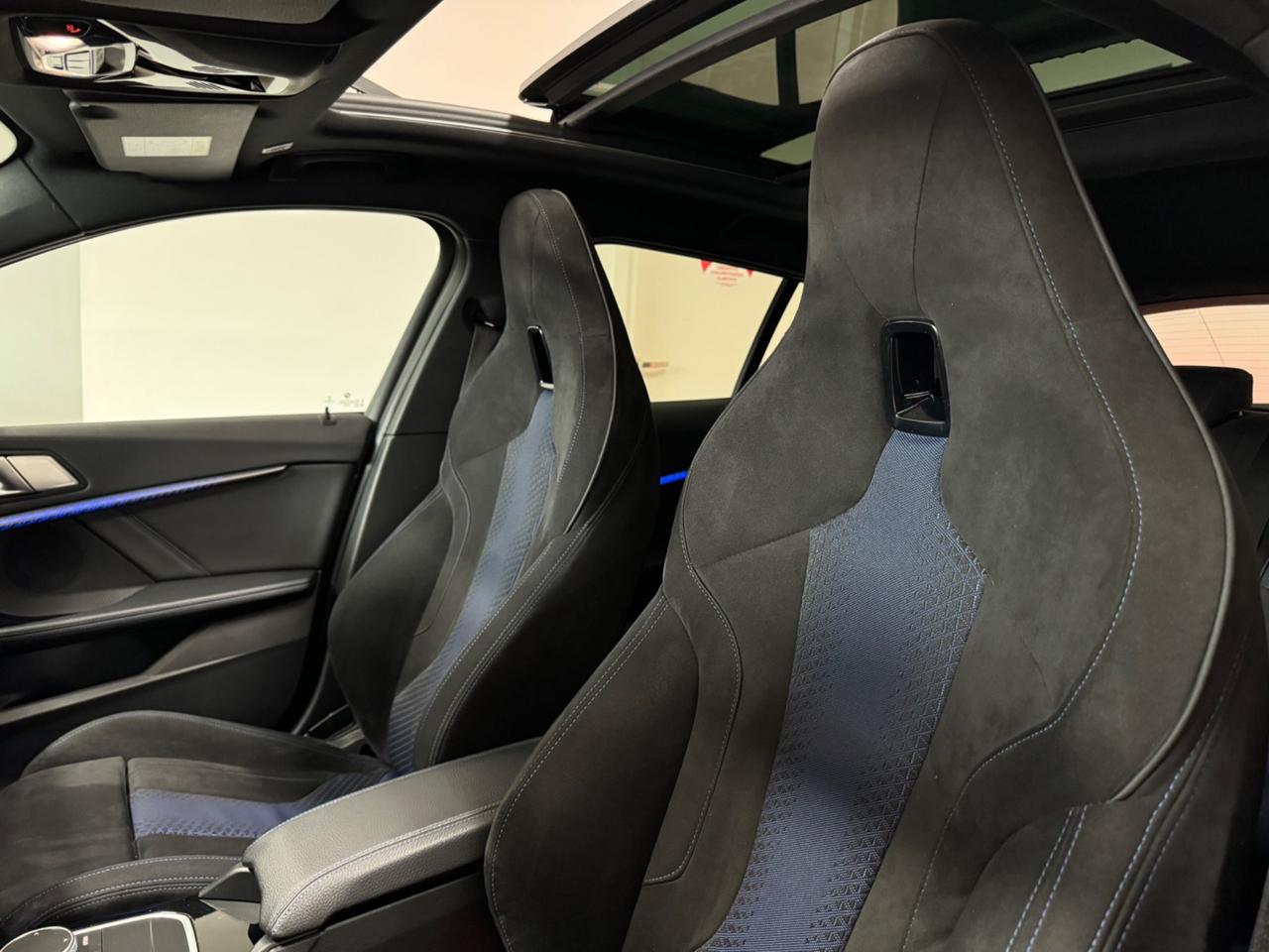 Bmw 118d M-SPORT AUTO TETTO APRIBILE