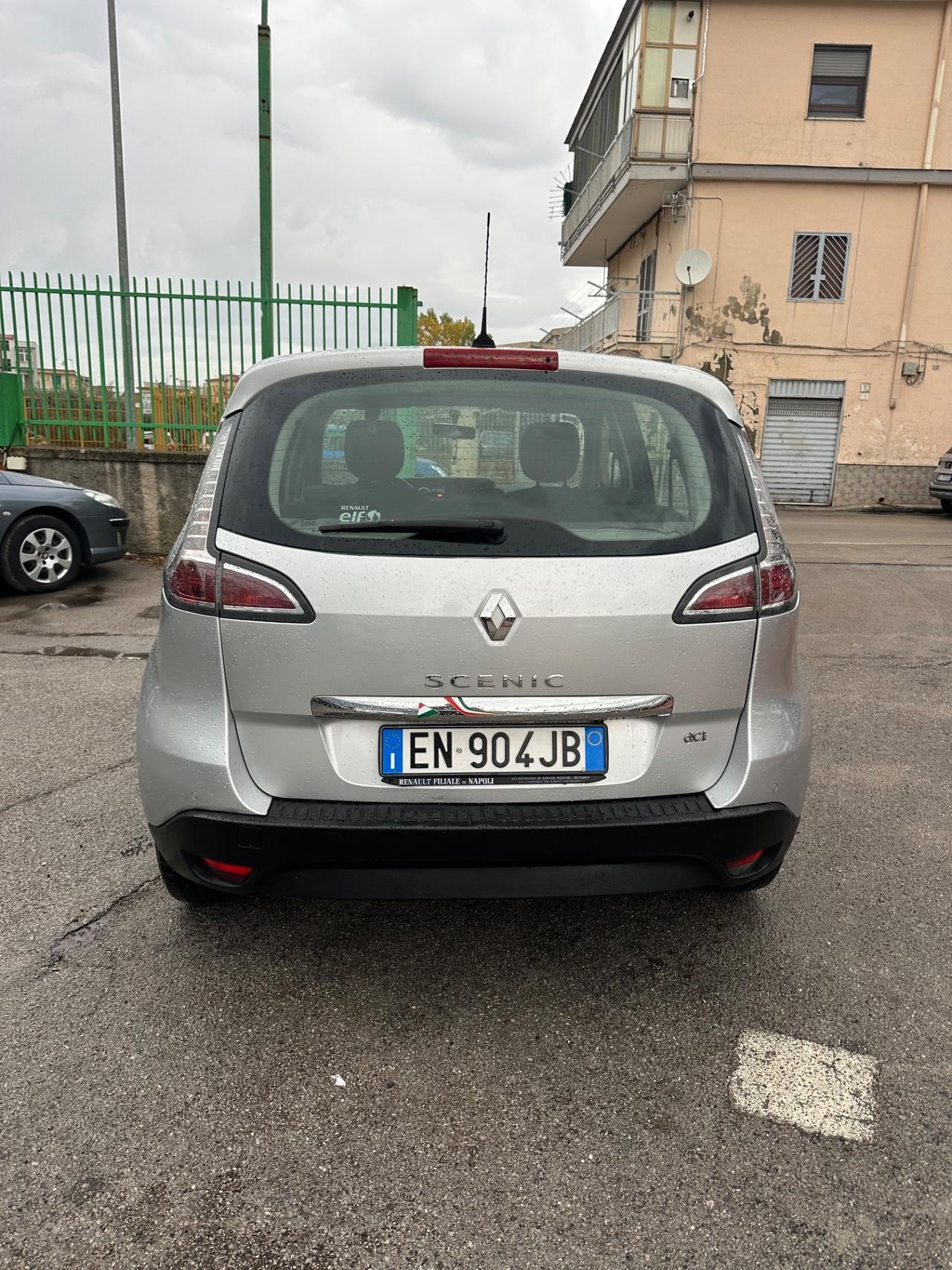 Renault Scenic Scénic XMod 1.5 dCi 110CV EDC Bose