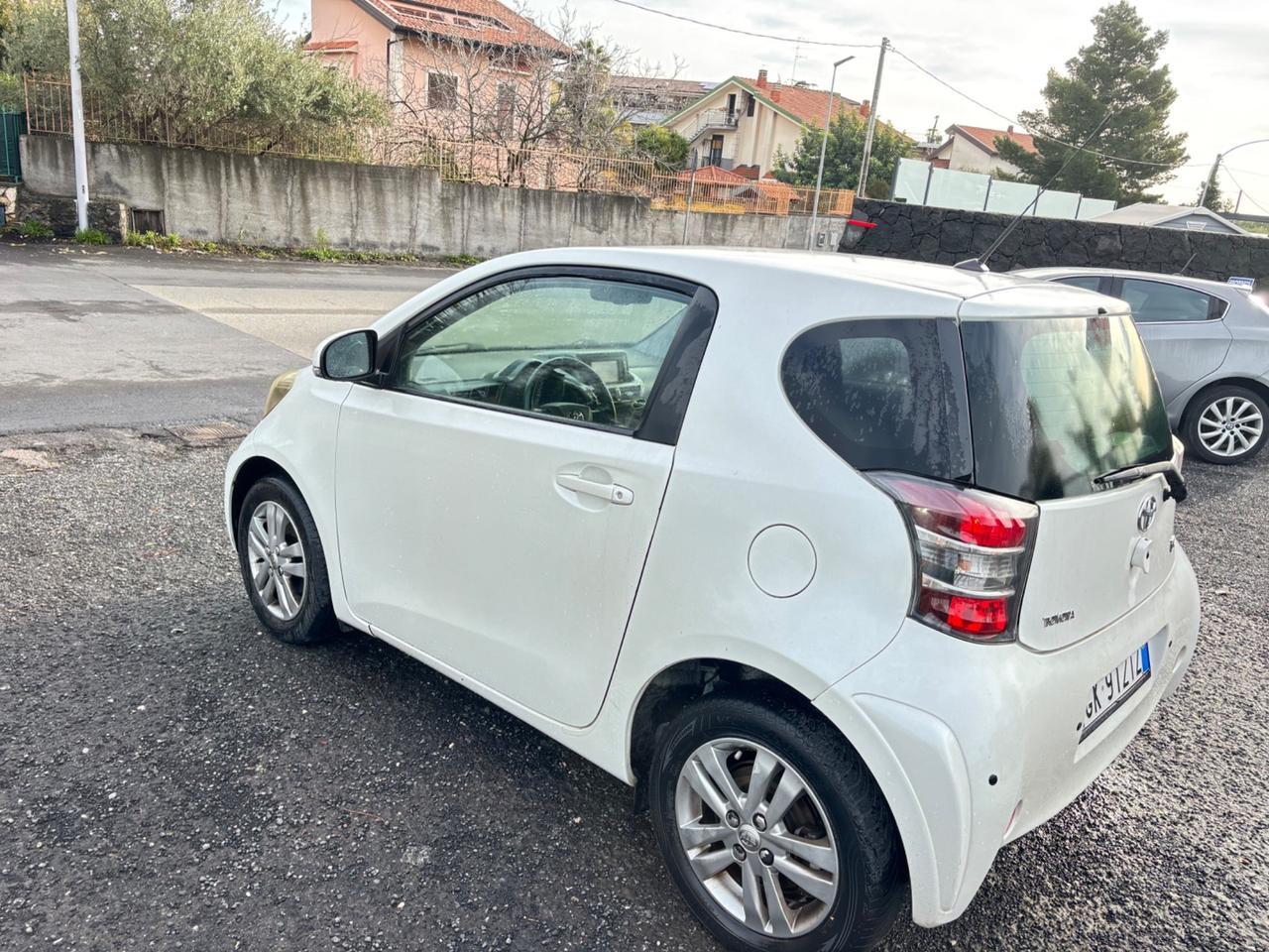 Toyota iQ 1.4 diesel 90 cavalli