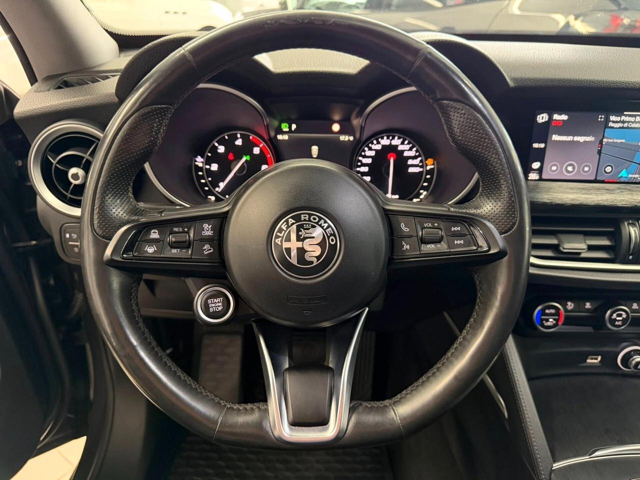 Alfa Romeo Stelvio 2.2 Turbodiesel 160 CV AT8 RWD Business