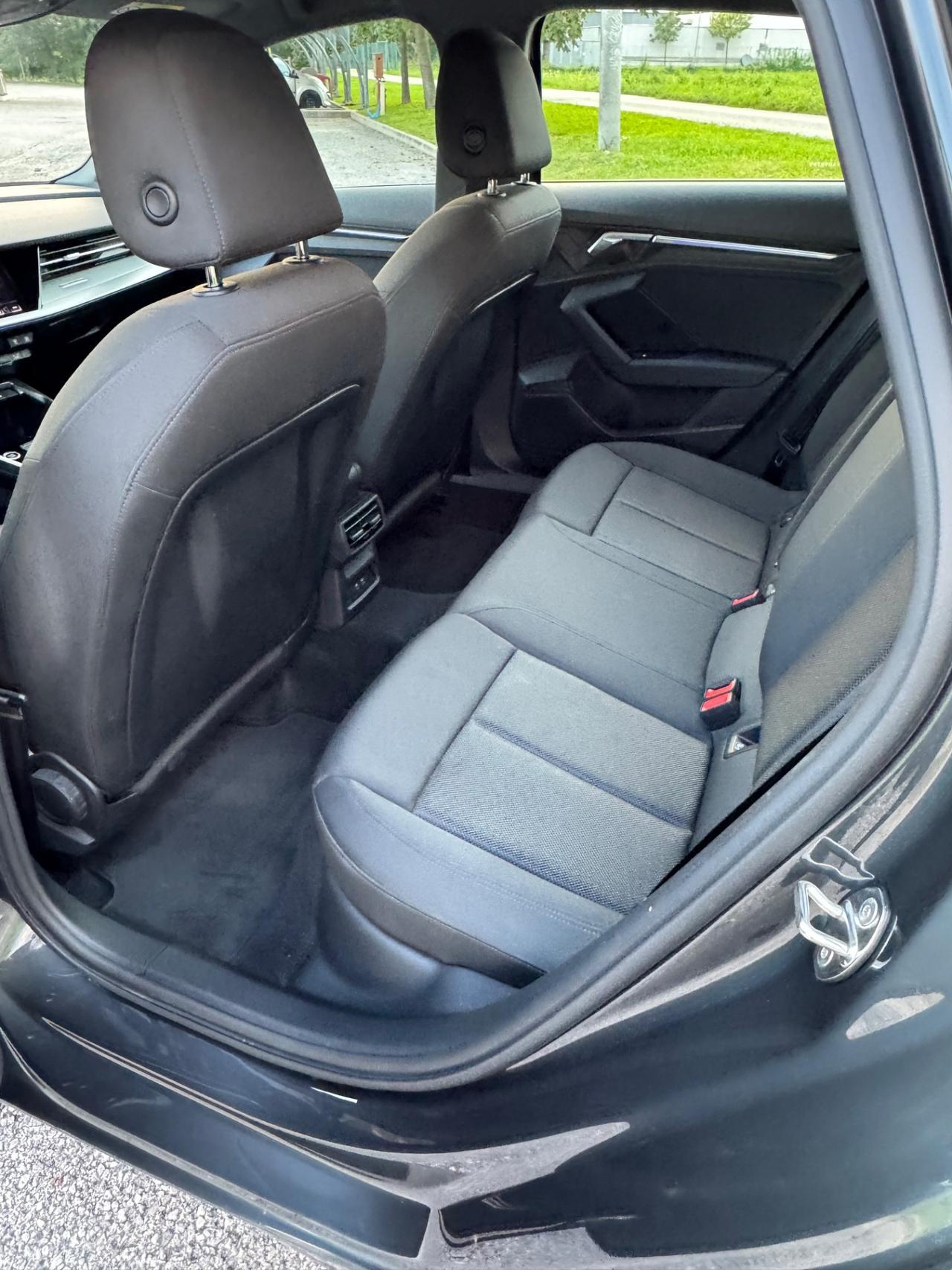 Audi A3 SPB 30 TDI S tronic line edition