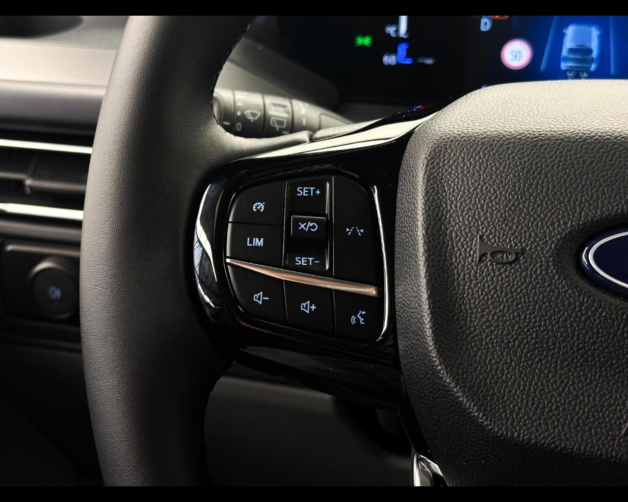 FORD Transit Nugget 320 2.0 Ecoblue 170cv aut. PC