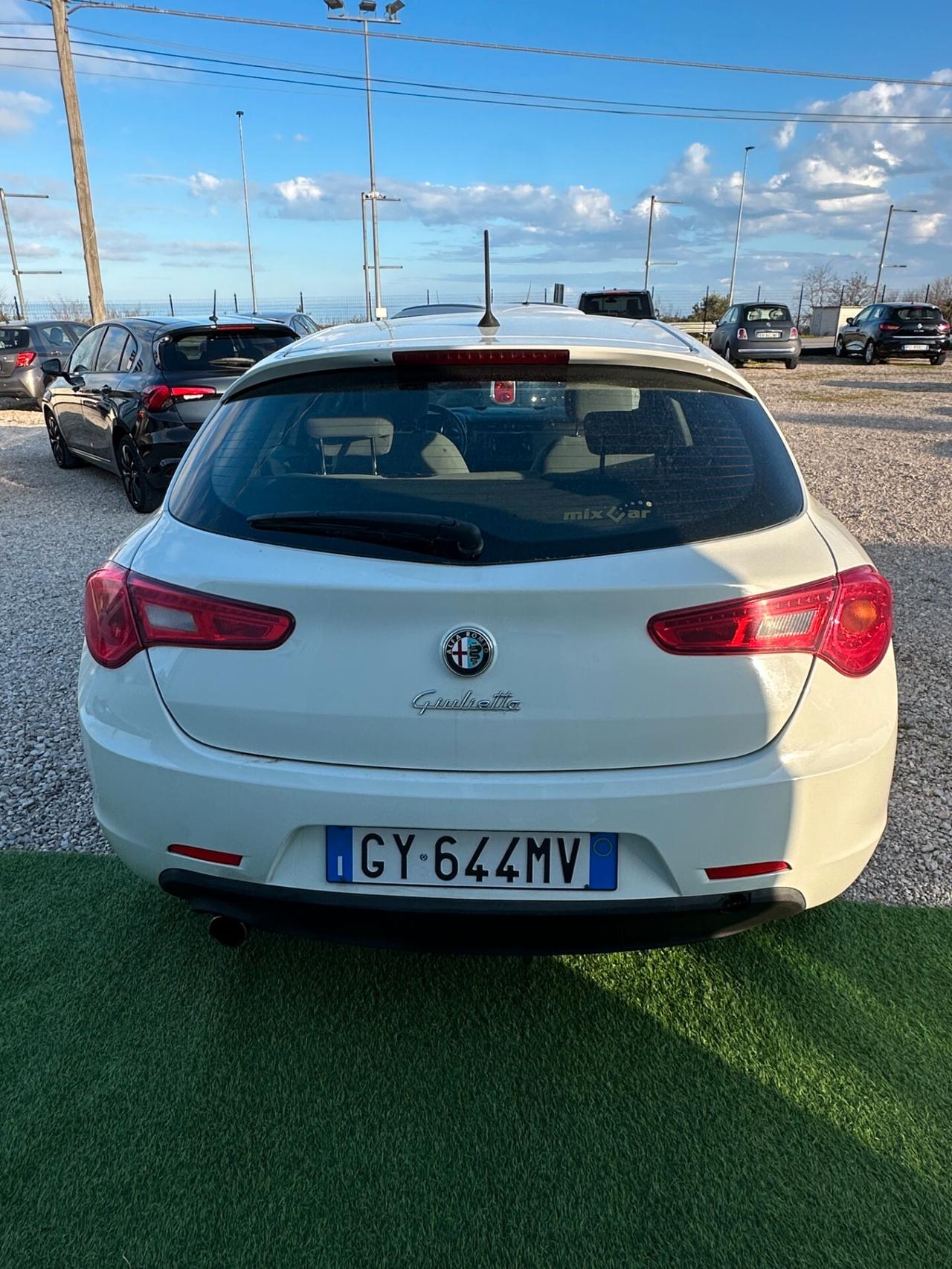 Alfa Romeo Giulietta 1.6 JTDm-2 105 CV Exclusive