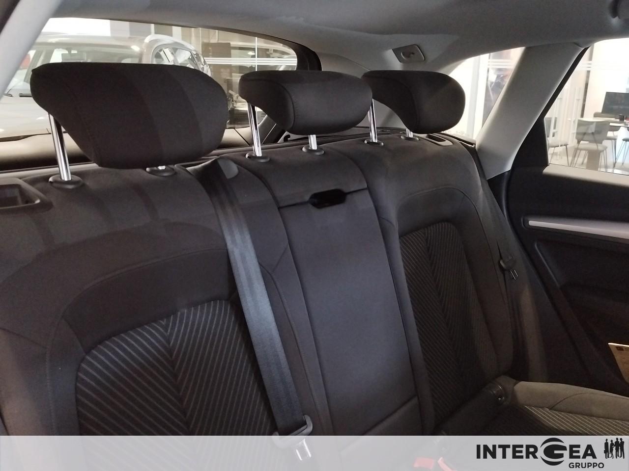 AUDI Q5 40 2.0 tdi mhev 12V Business quattro s-tronic