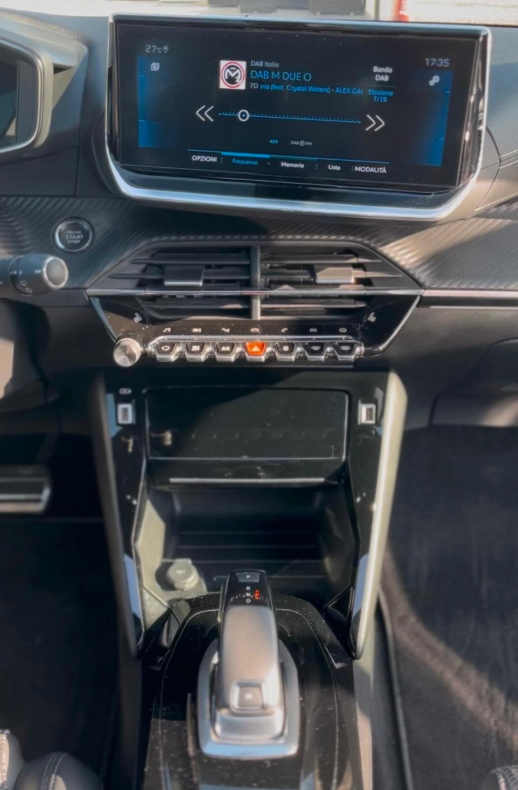 Peugeot 2008 GT 130 EAT8