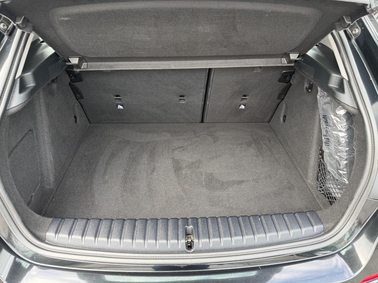 Bmw 116 5p. Business Advantage