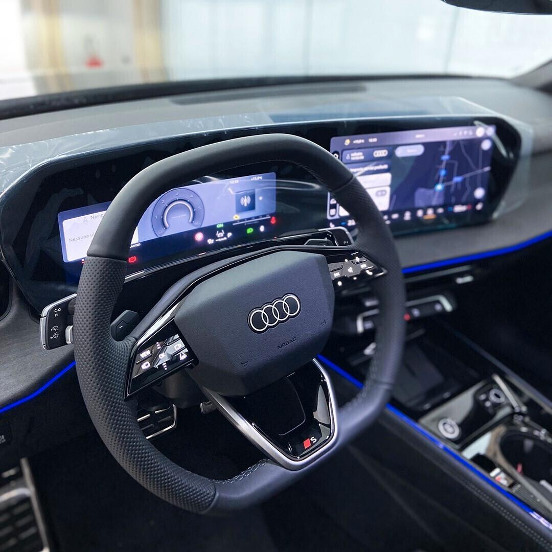 Audi Q3 Sportback 35tdi Identity Black 2026 km0|tetto+matrix+pelle totale|