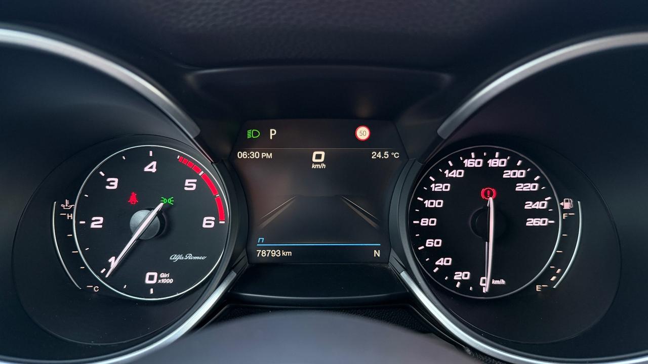 ALFA ROMEO STELVIO Q4 2.2 TI TURBODIESEL AT8 210CV - VOLANTE E SEDILI IN PELLE RISCALDABILI, MEMORIA