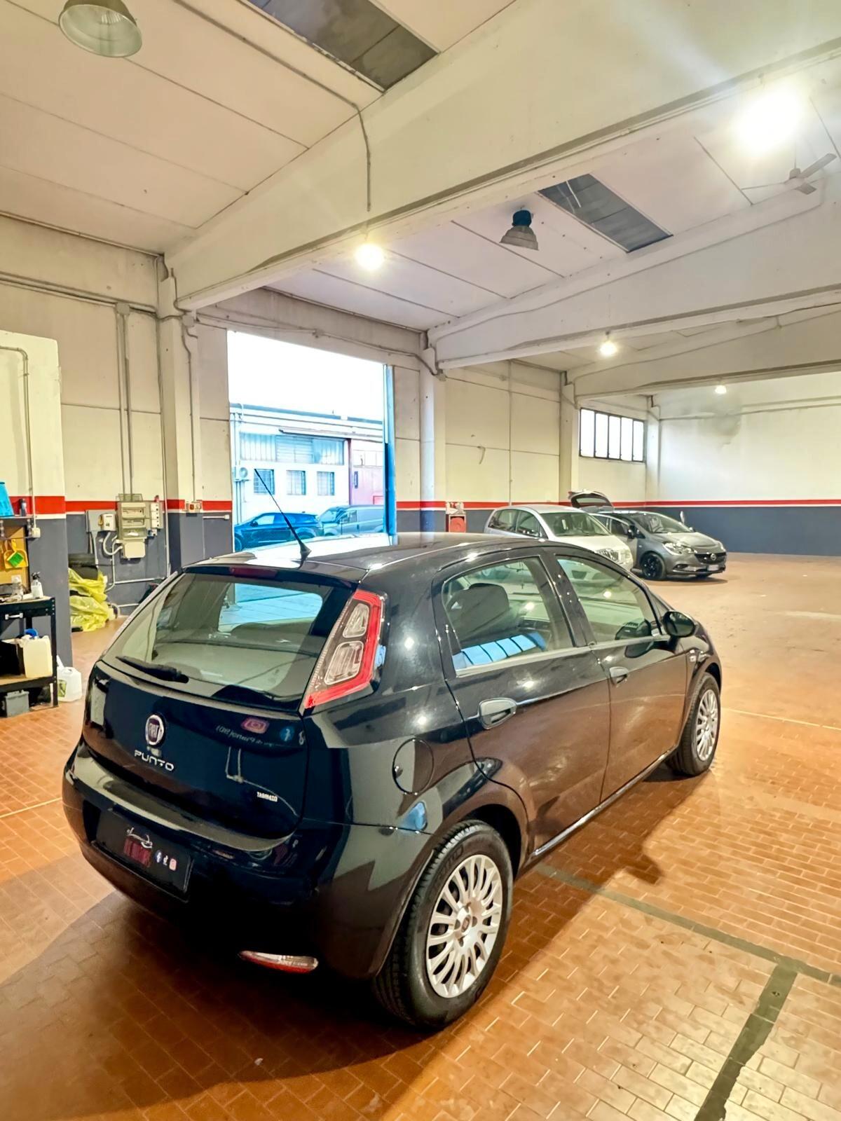 Fiat Punto 1.3 MJT II 75 CV 5 porte Street