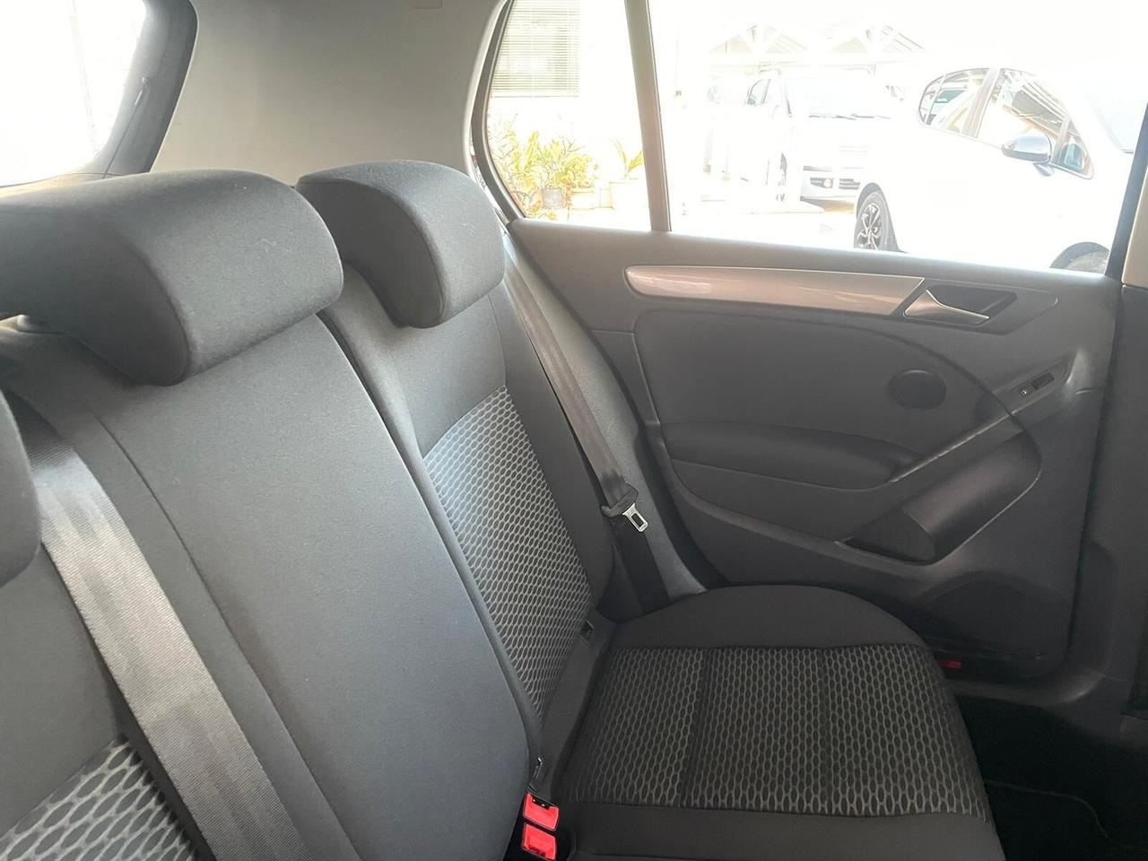 Volkswagen Golf 1.6 TDI DPF 5p. Highline